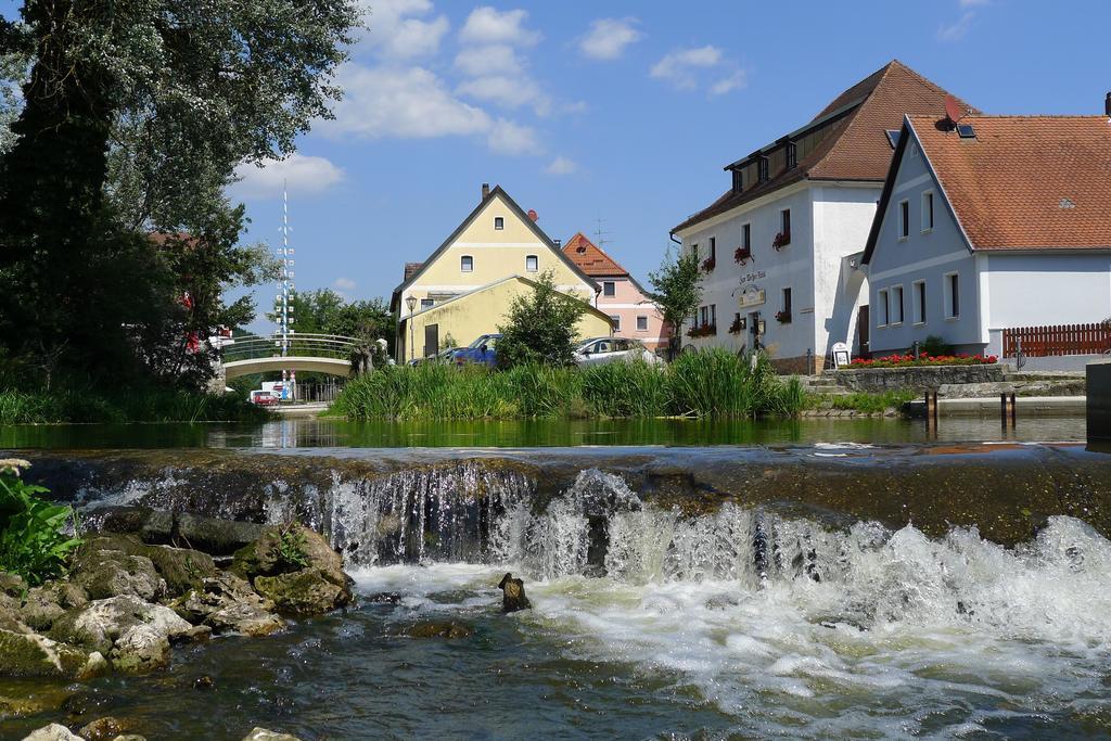 Zum Weissen Roessl Kallmünz Exterior foto